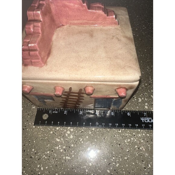 Southwest‎ Native American Pueblo Adobe House Village Cookie Jar ceramic - Picture 9 of 10